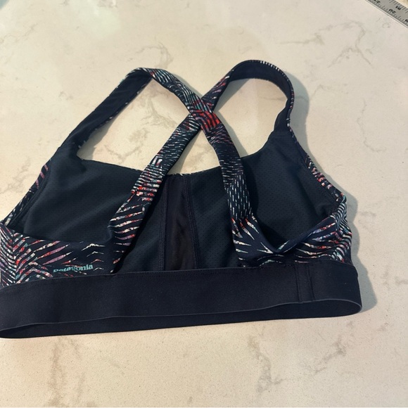 Patagonia Womens Switchback Sports Bra Cross-back Floral Gym Wear -‎ Small - Picture 3 of 10